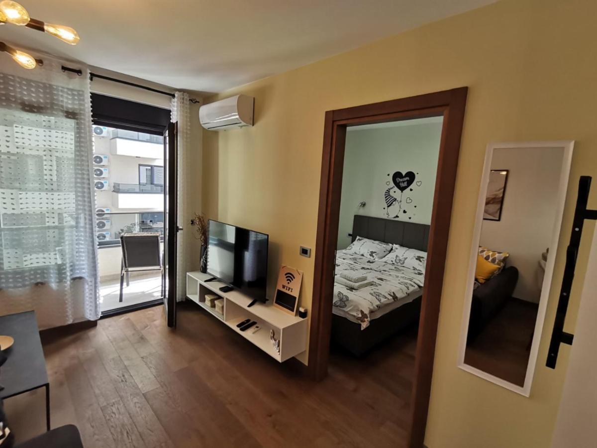 Hill Dreams Lux Apartment Belgrade Luaran gambar